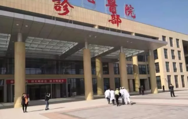 直升機(jī)緊急出動(dòng)！讓高速公路直升機(jī)救援成為常態(tài)！為生命爭(zhēng)分奪秒！