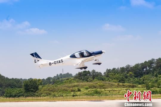 通用航空 自主研發(fā) 3000米試飛 中國自主研制通用飛機GA20首次完成3000米高度試飛