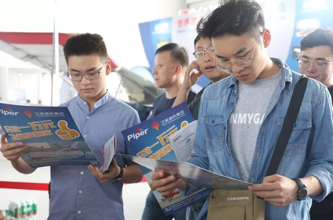 1萬(wàn)買私人飛機(jī)！國(guó)內(nèi)首次出現(xiàn)“共享飛機(jī)”模式