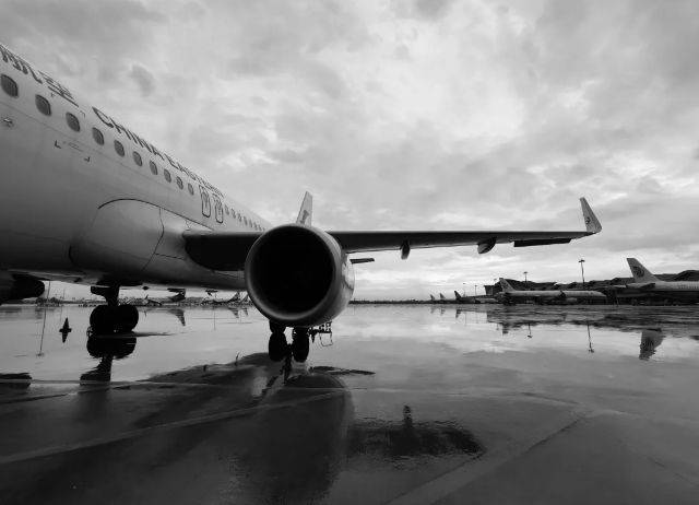 QQ截圖20200710162411.png 雷雨季機(jī)坪|防雷安全小貼士